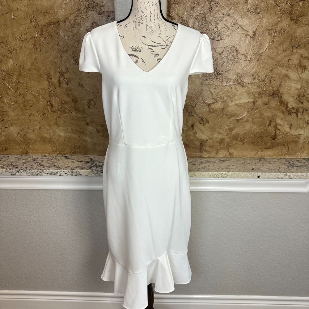 Betsey Johnson Dress Sz 10‎ White V Neck Cap Sleeve Fit Flare Ruffle Flounce Hem